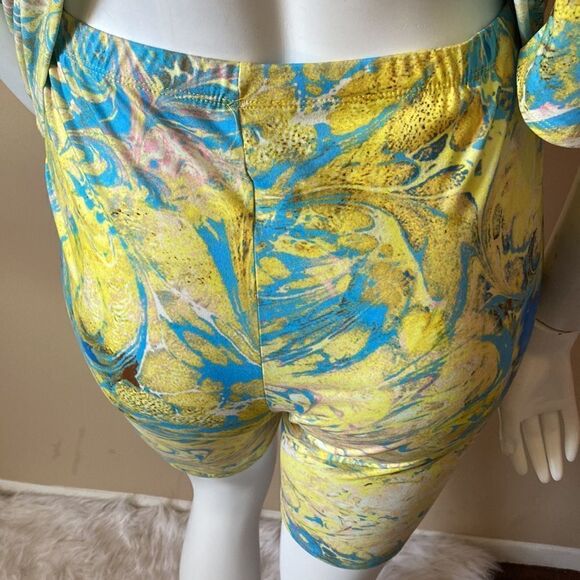 NWT Fashion Nova In a Daze Biker Short Set - Yellow - Size 1X - Picture 14 of 16